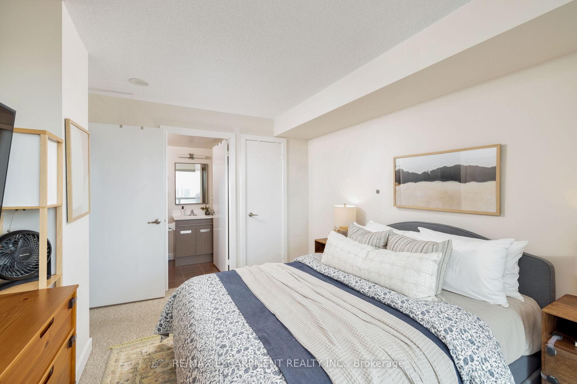 100 Western Battery Road Unit 1605 photo 19