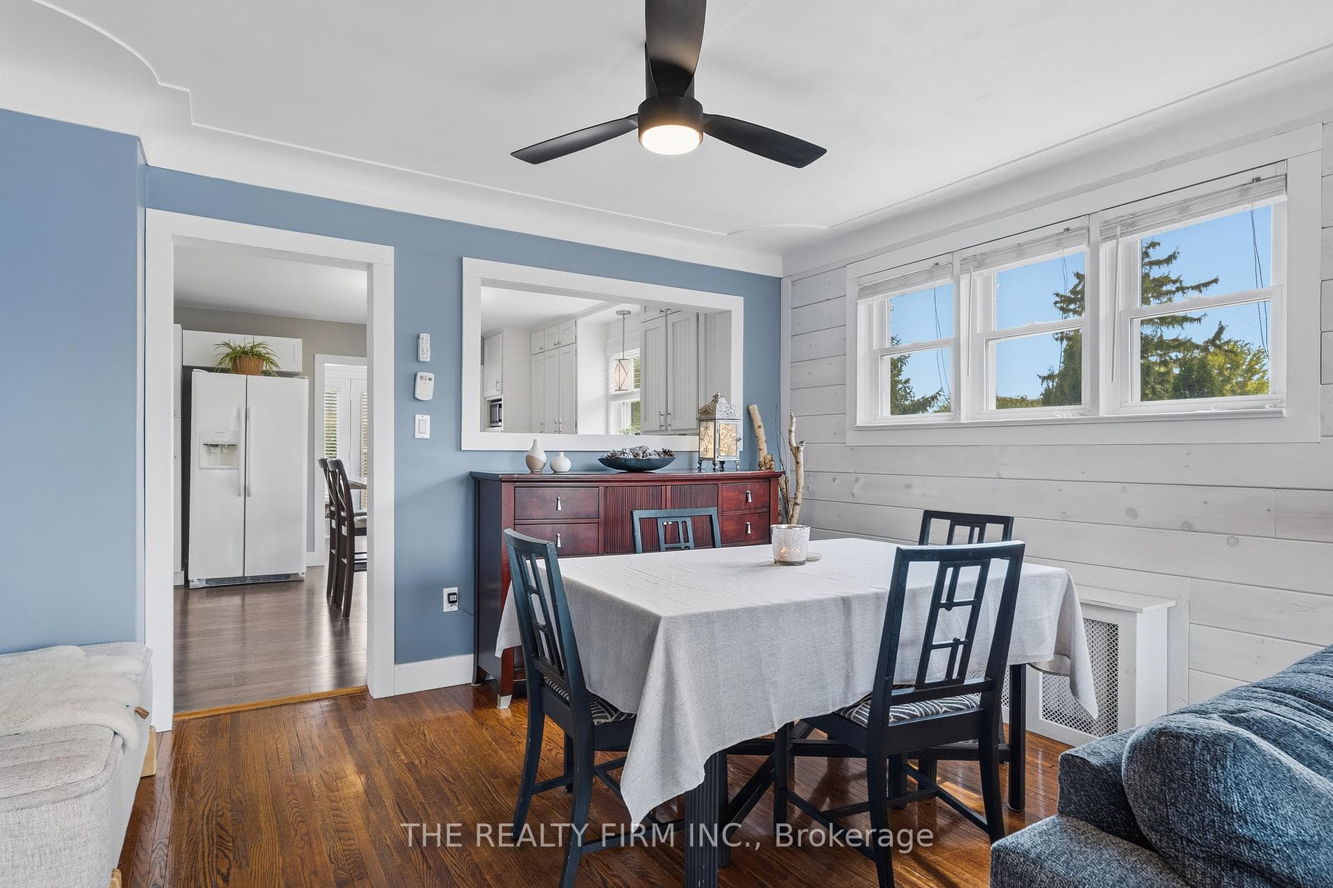 599 John Street photo 19
