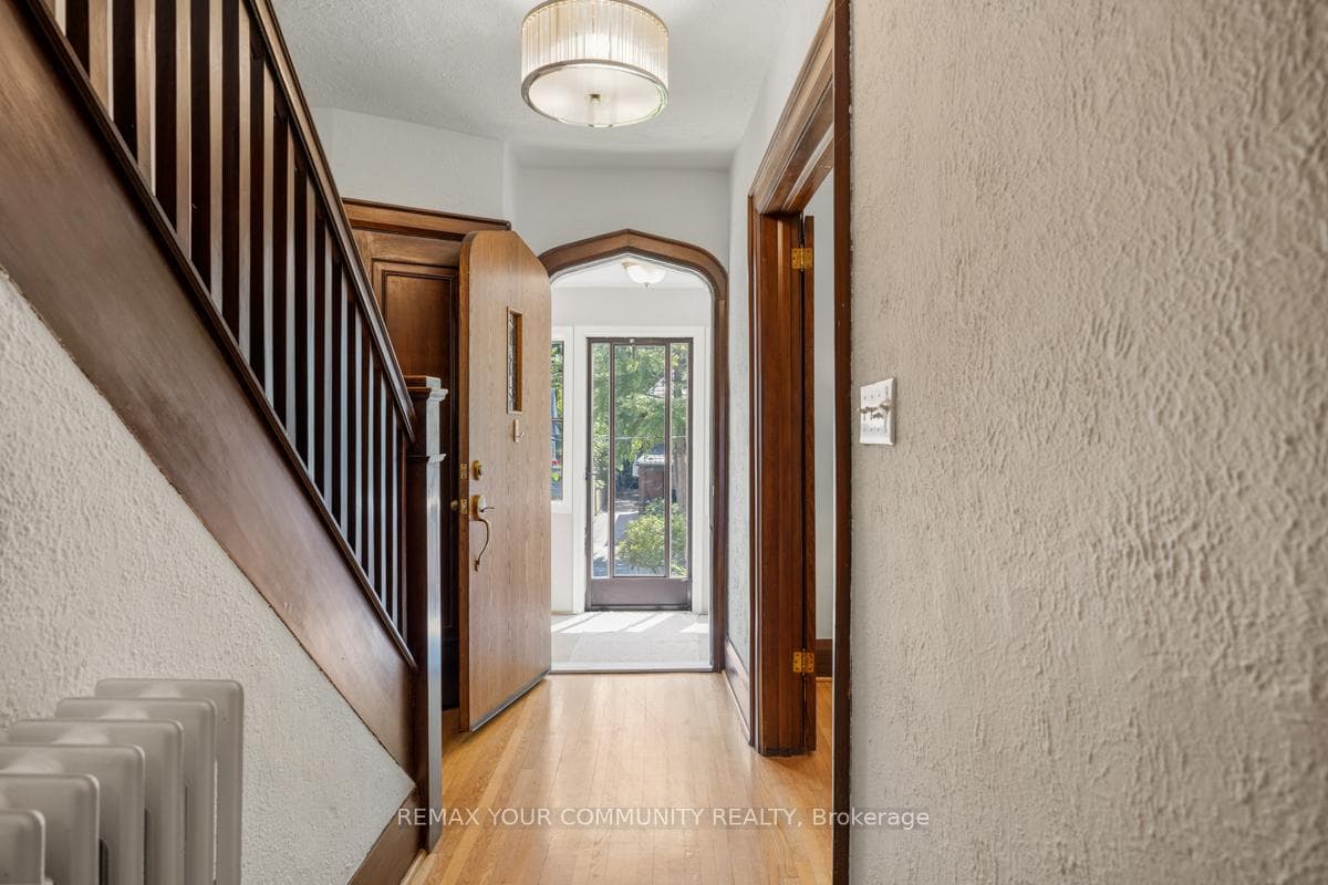 82 Abbott Avenue photo 6