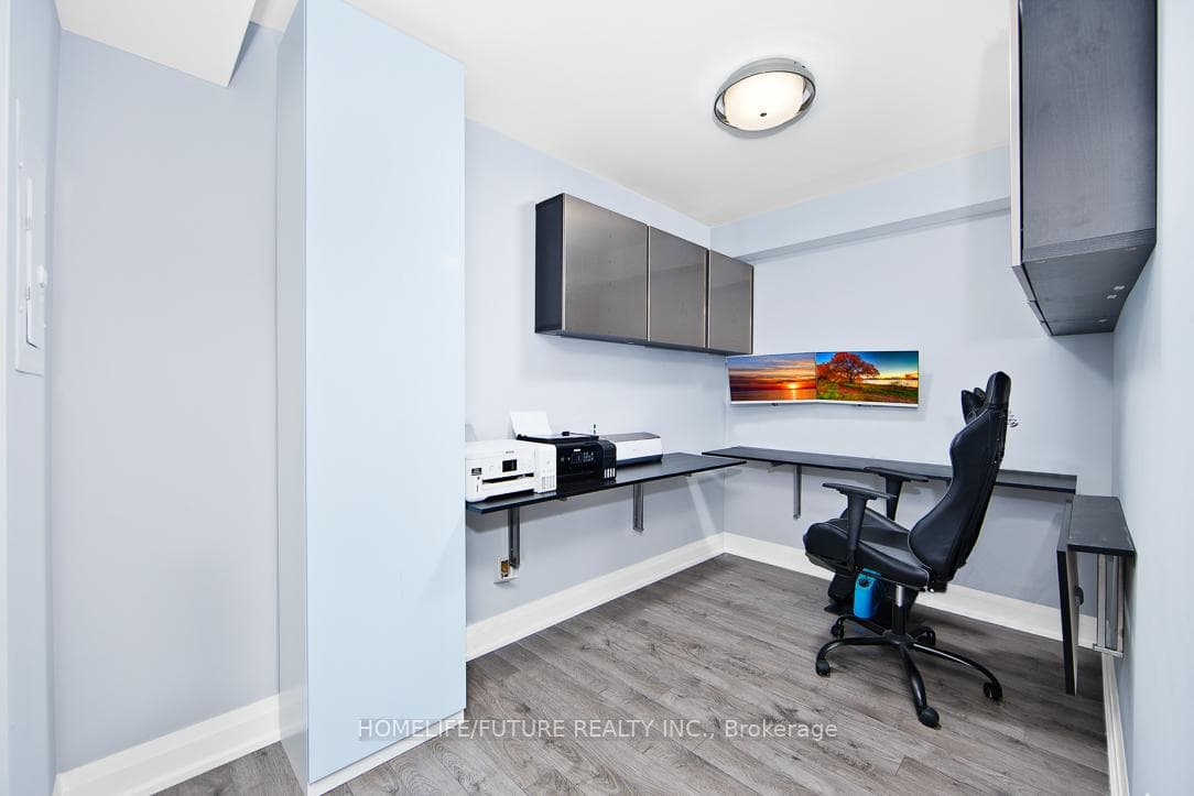 481 Rupert Avenue Unit 315 photo 15
