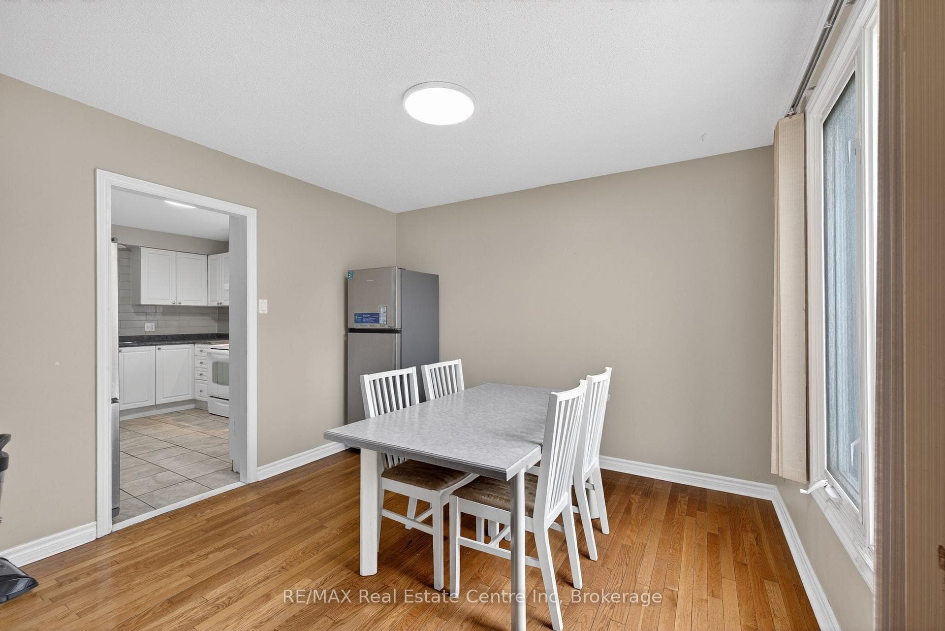 9 Sanderson Drive photo 12