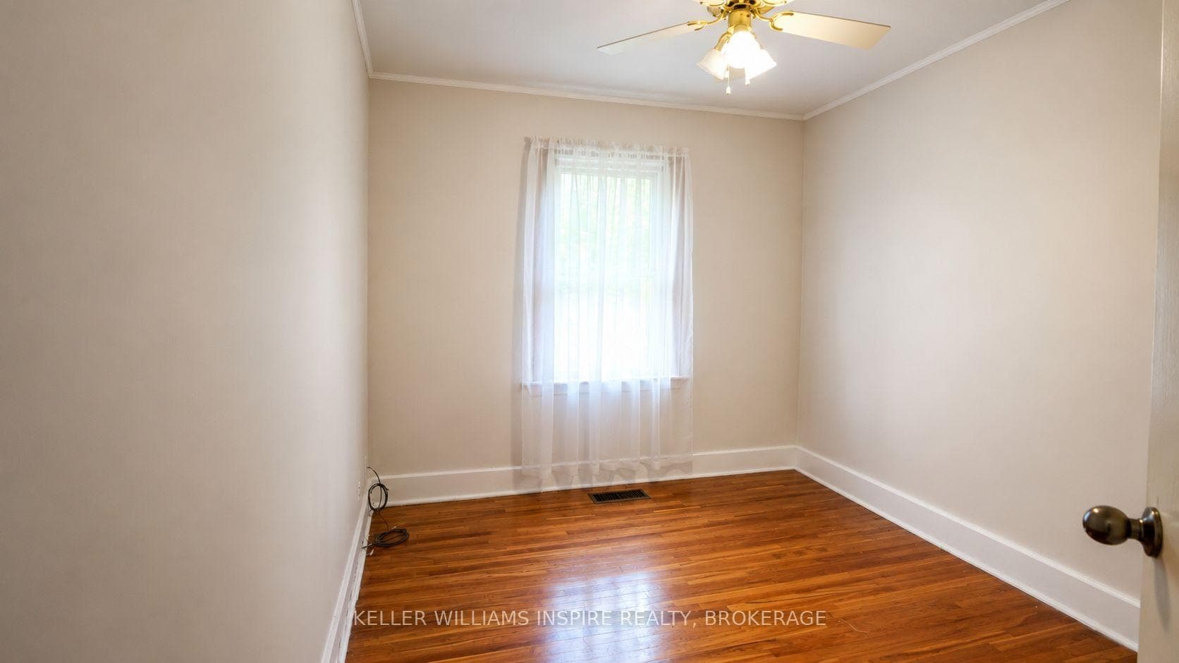92 ELM Street photo 13