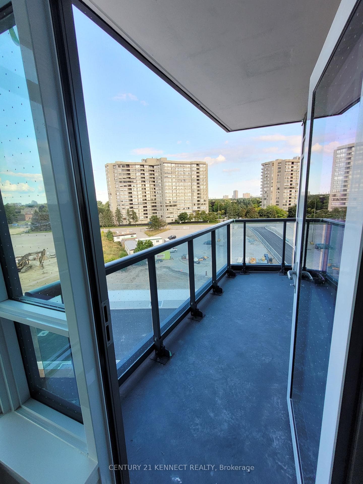 50 Upper Mall Way Unit B-0432 photo 27