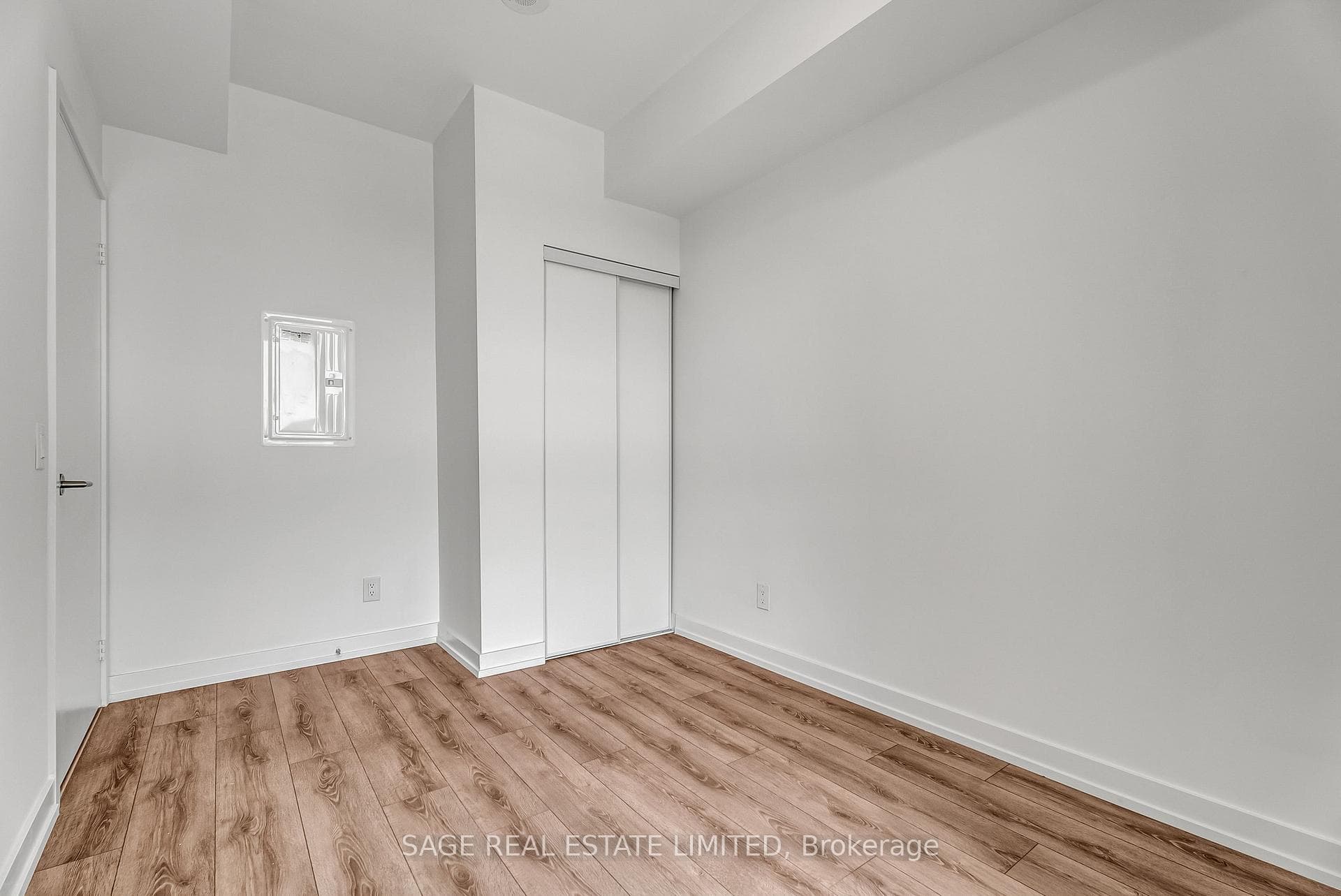 500 Dupont Street Unit 620 photo 27