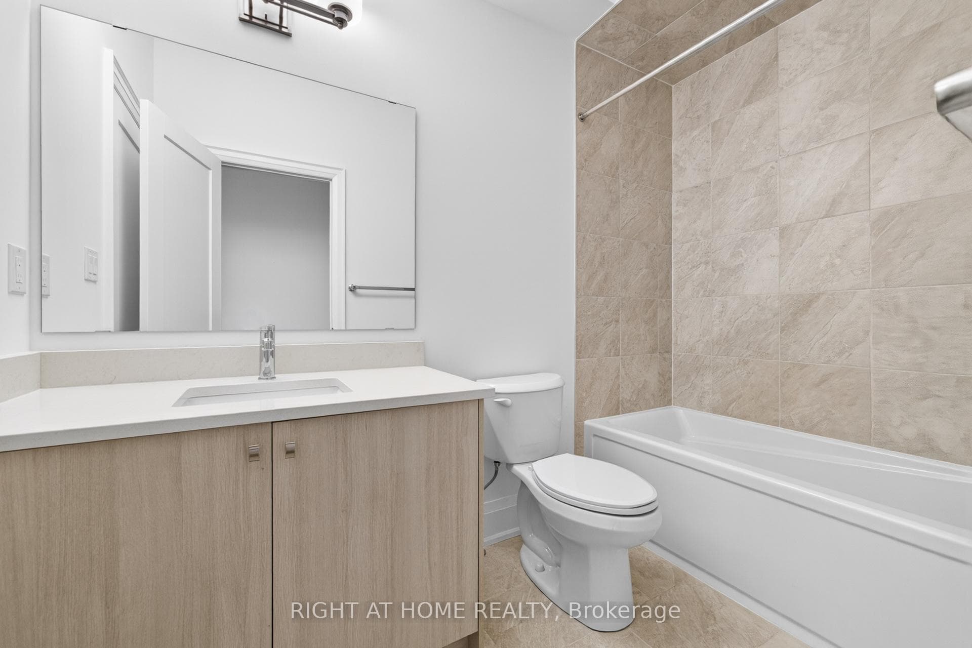 3311 Azam Way photo 19