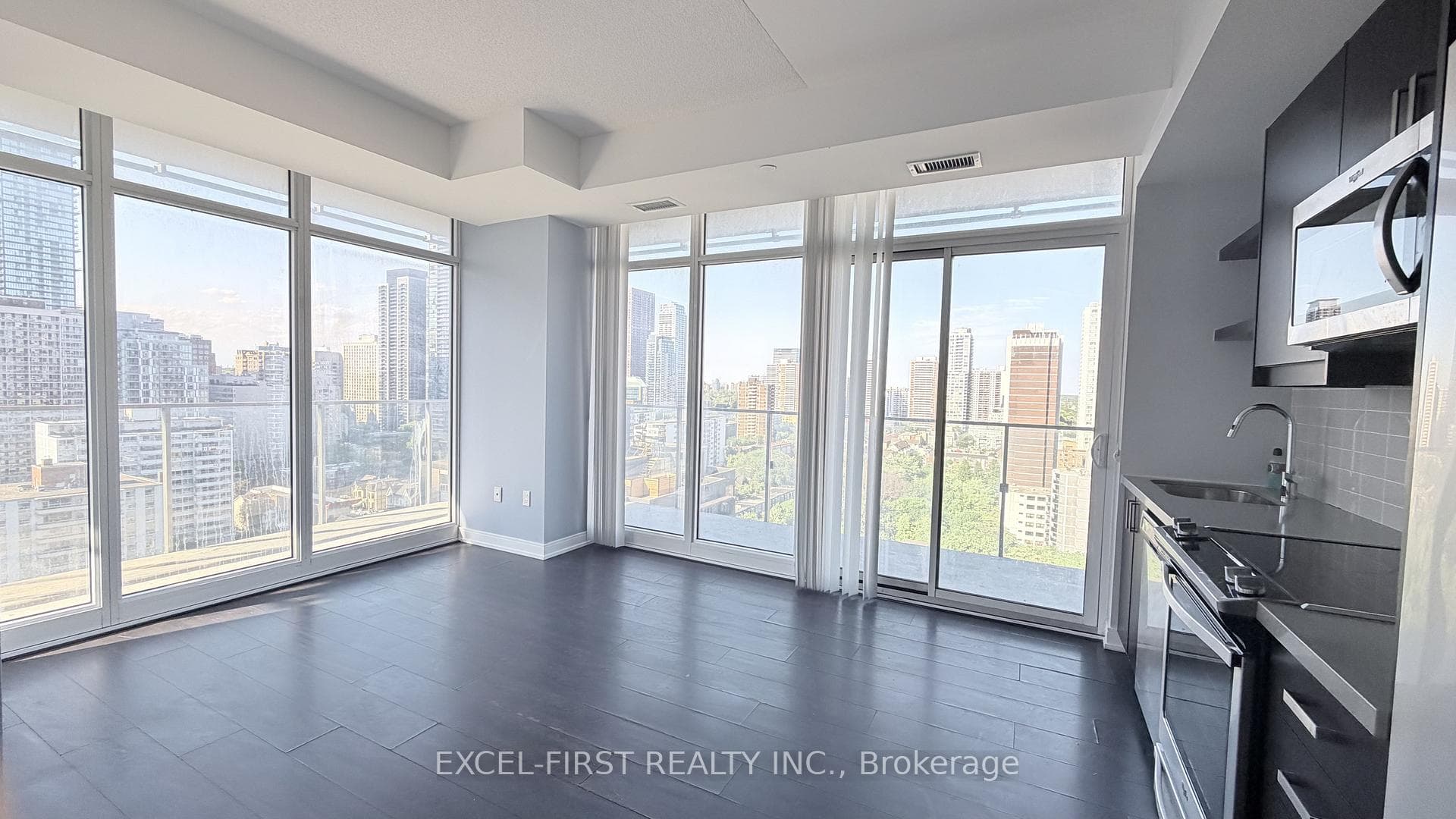 50 Wellesley Street Unit 2304 photo 2