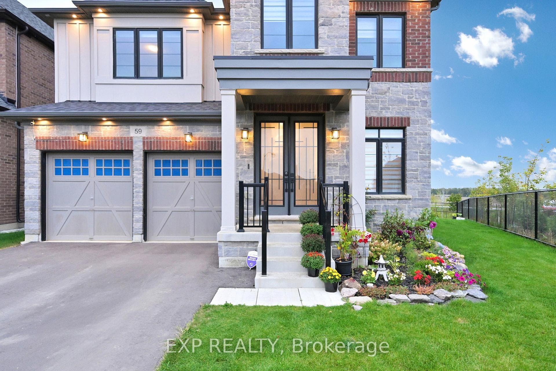 3260 Sq Ft