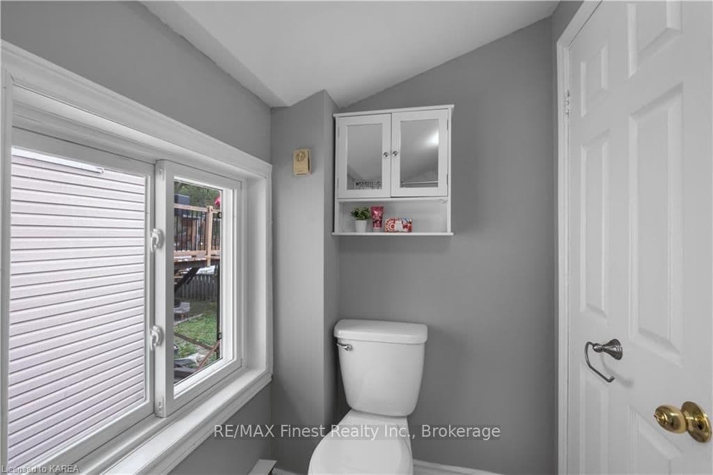 17 KENT Street photo 19