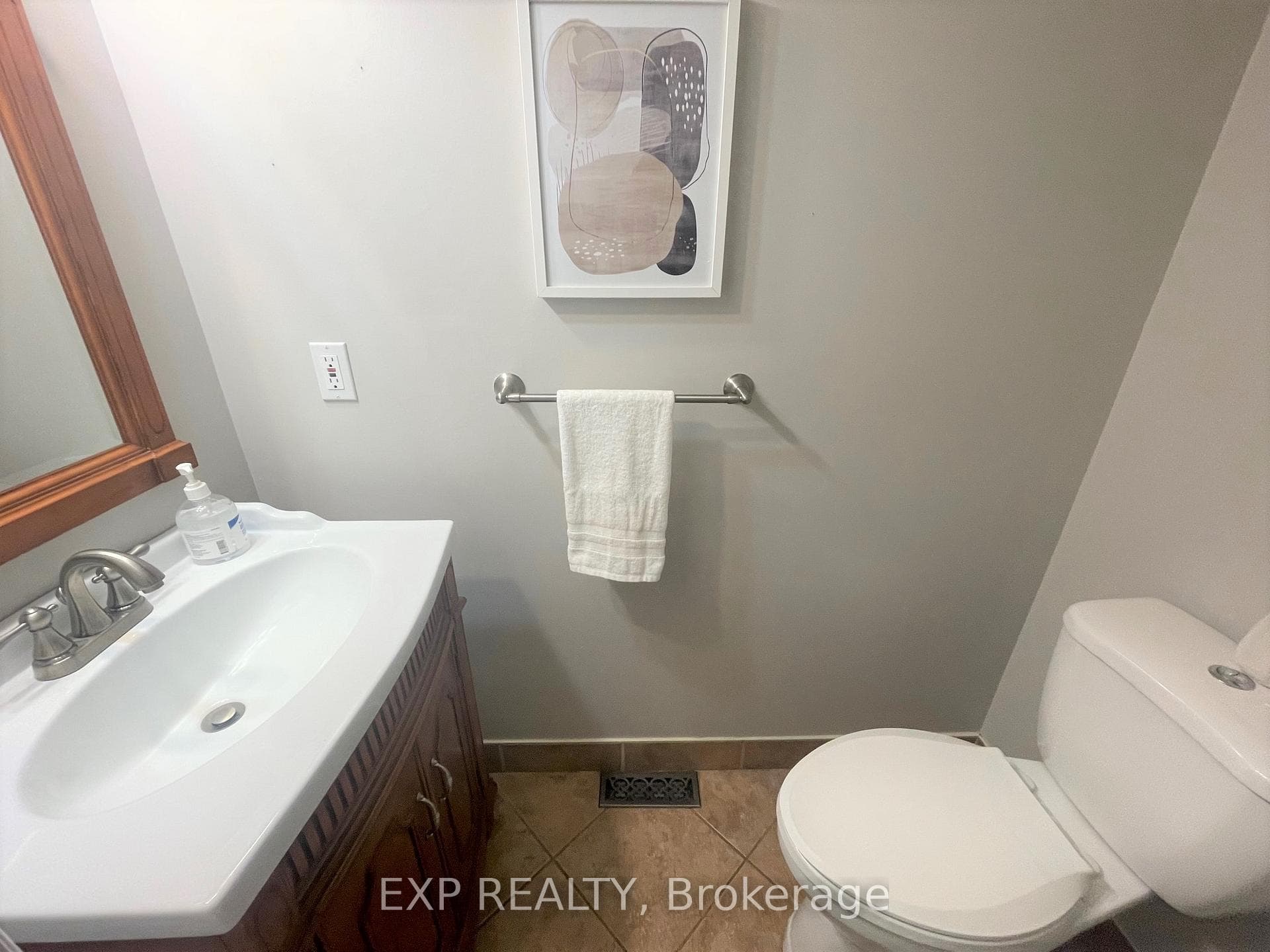 63 Beacon Way photo 18