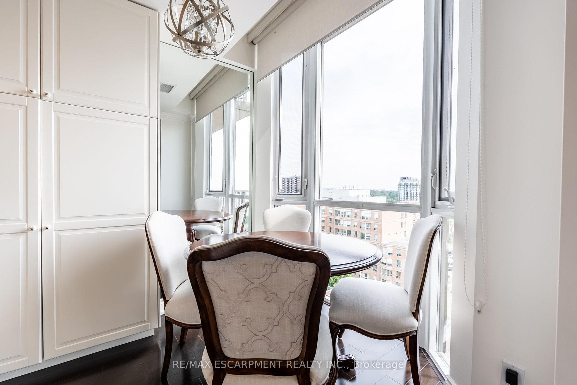 1477 Lakeshore Road Unit 1102 photo 10