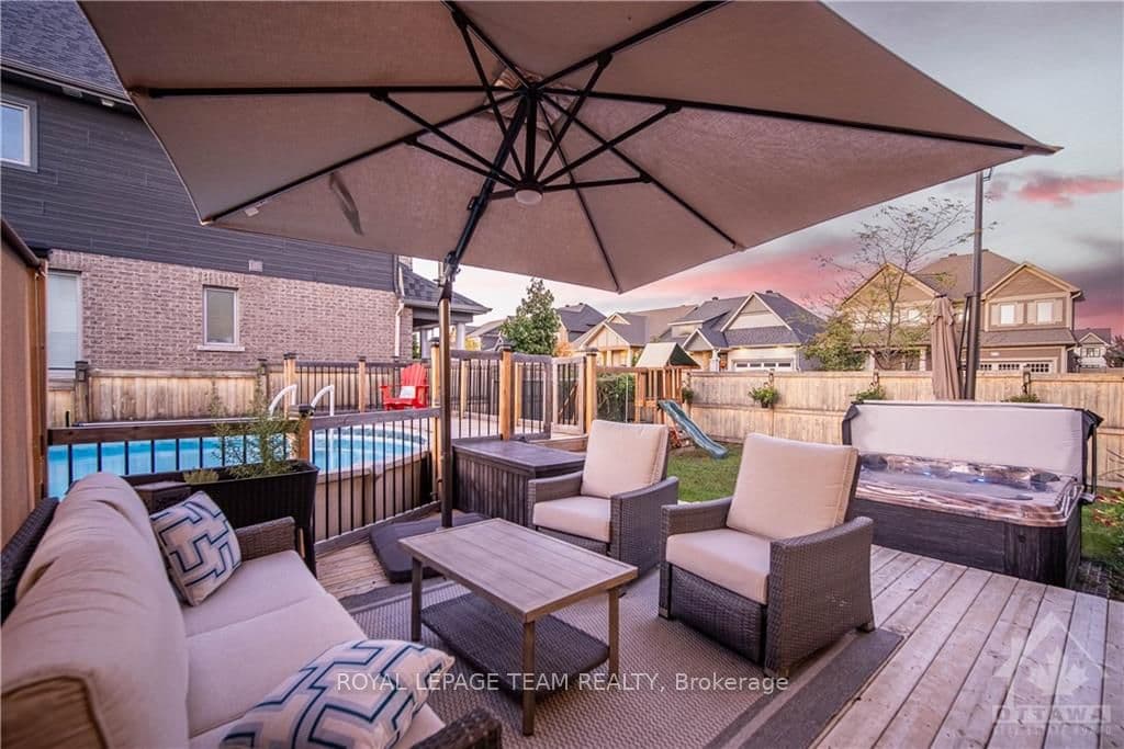857 PERCIVAL Crescent photo 26