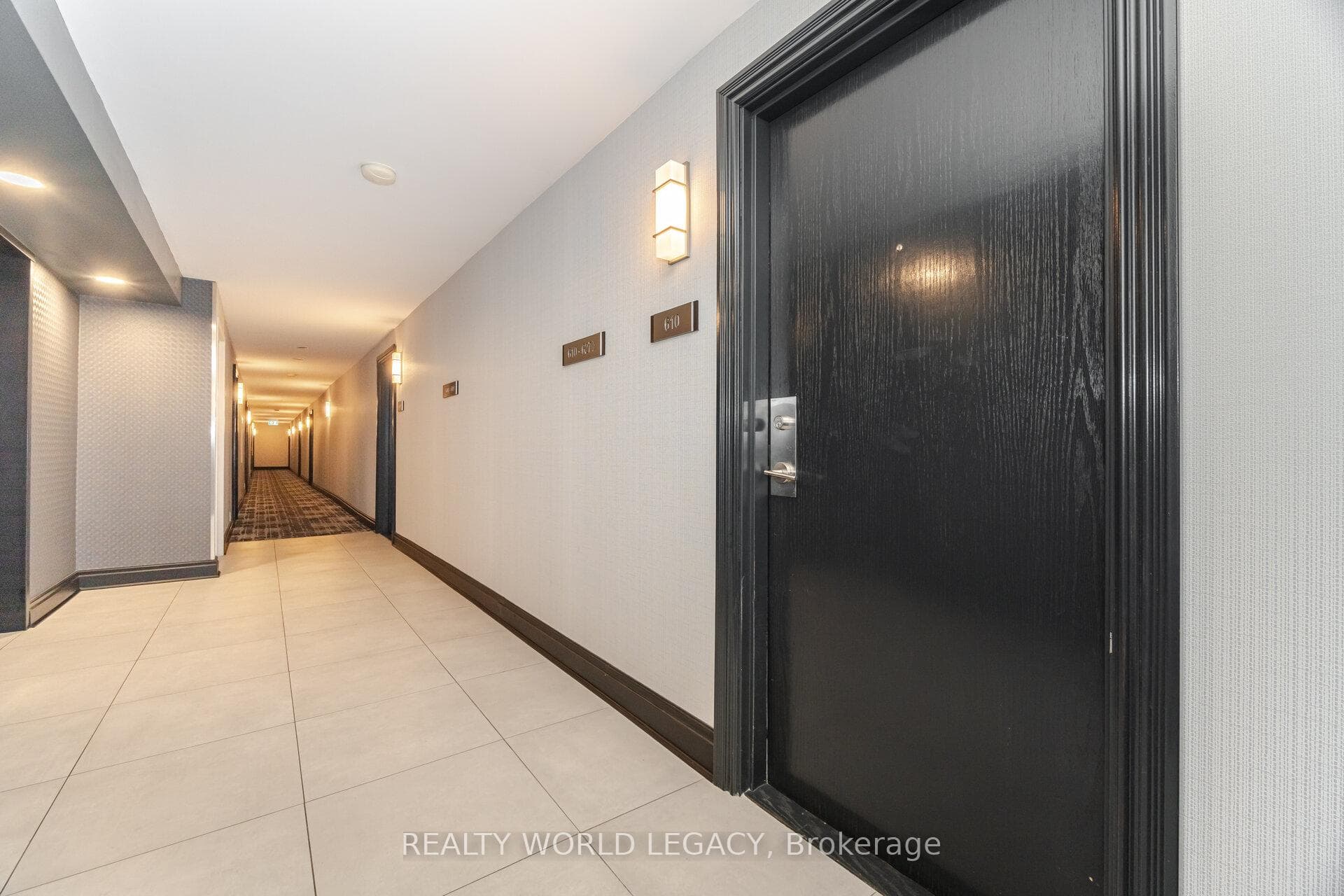 1720 Eglinton Avenue Unit 610 photo 5