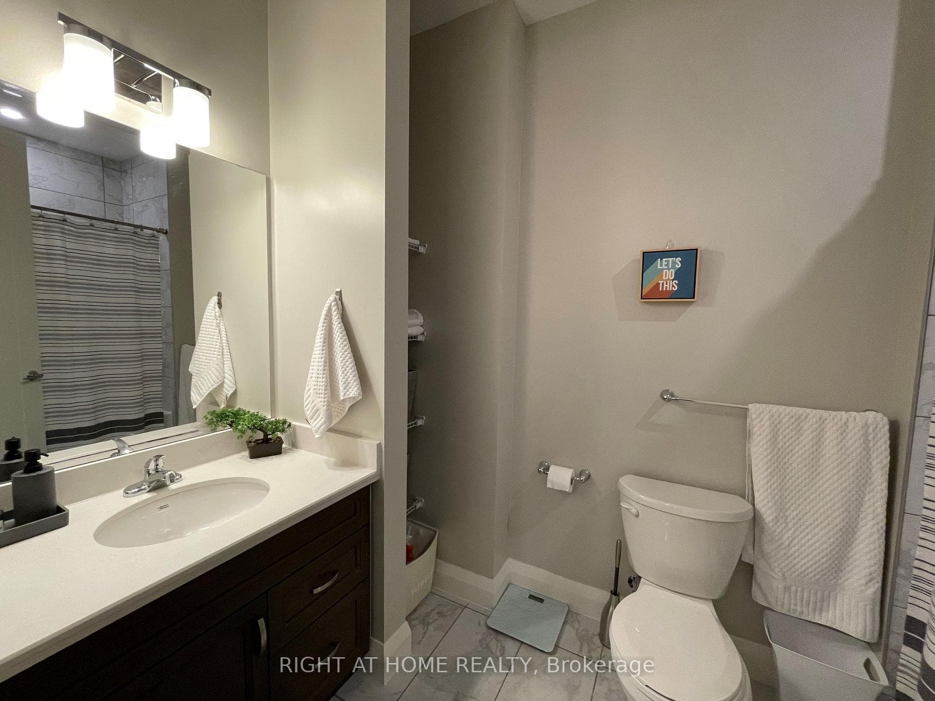118 King Street Unit 1015 photo 16