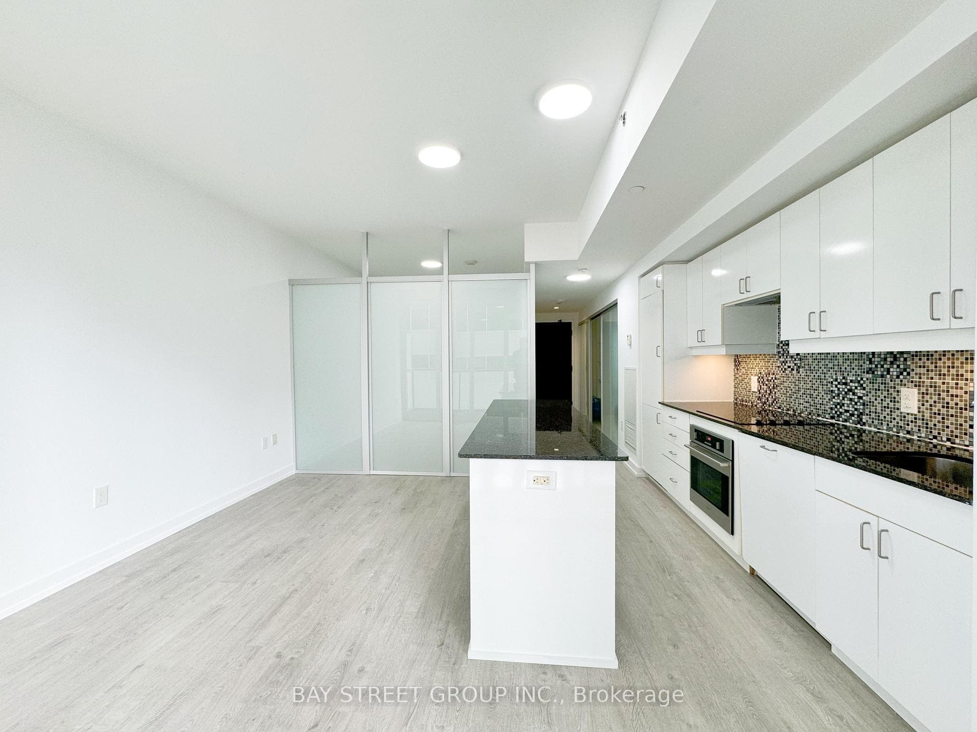 426 University Avenue Unit 1107 photo 18