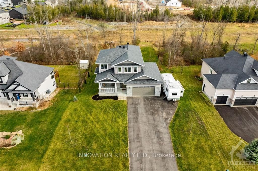 55 WHITE TAIL Drive photo 3