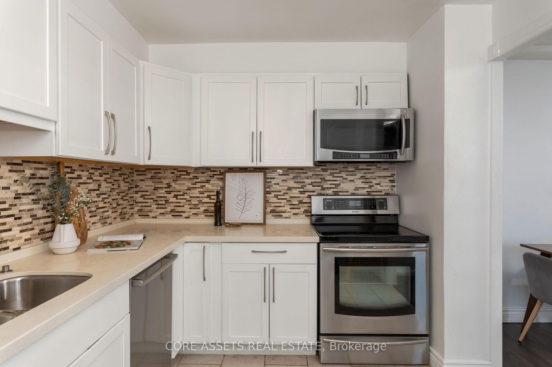 14 Neilson Drive Unit 1006 photo 11