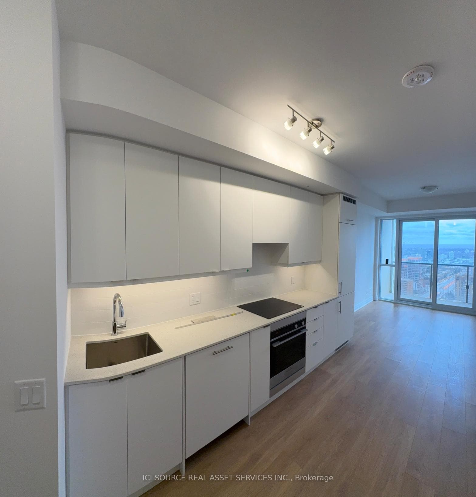 30 Elm Drive Unit 2706 photo 15