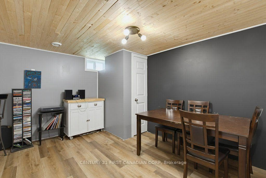 3 Parkside Drive photo 25