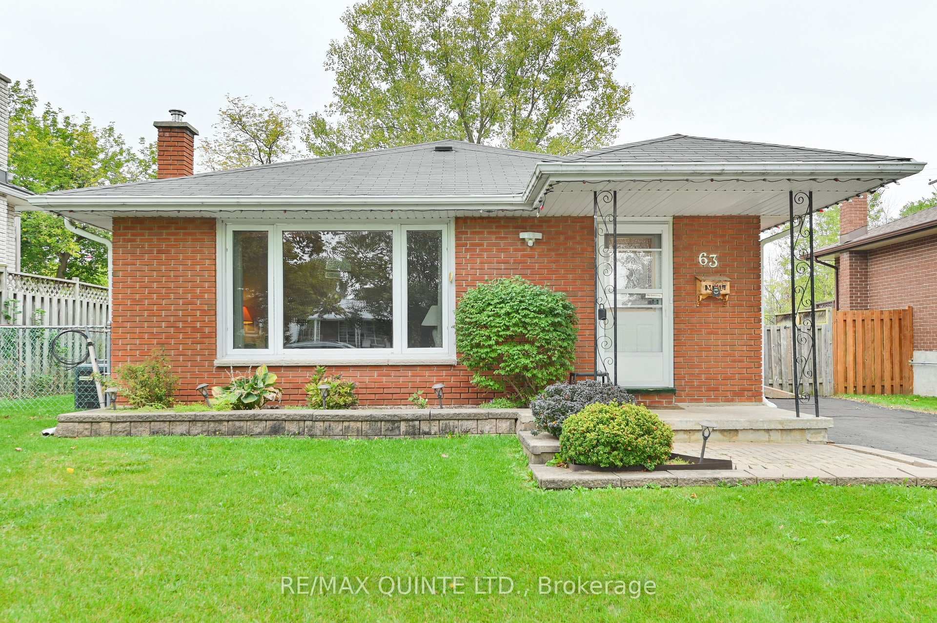 63 Nelles Avenue photo 1