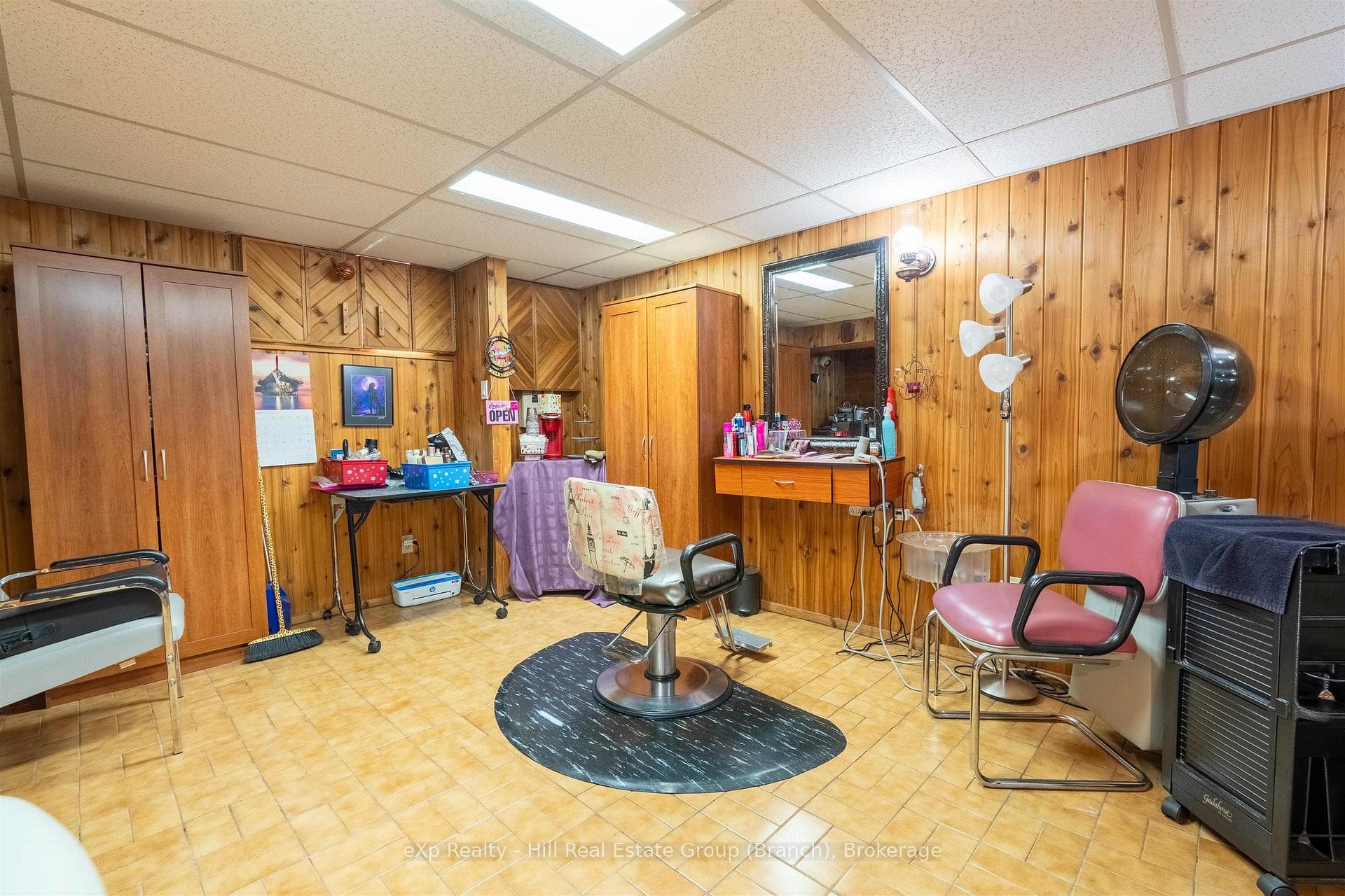 353 Court Street photo 24