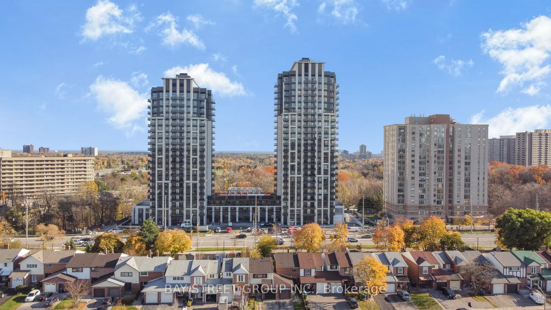 204 Burnhamthorpe Road Unit 906 photo 1