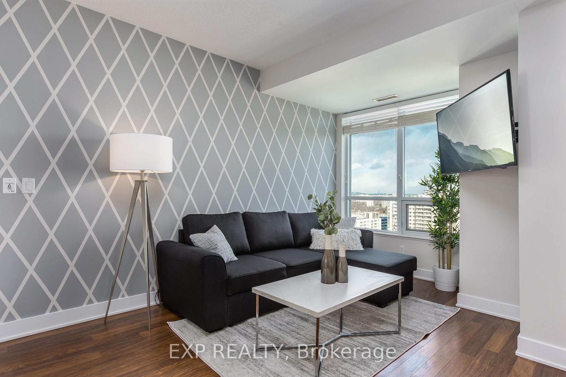 120 Homewood Avenue Unit 2904 photo 4