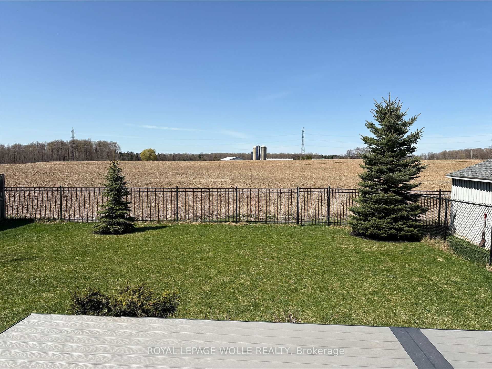65 Goldschmidt Crescent photo 46
