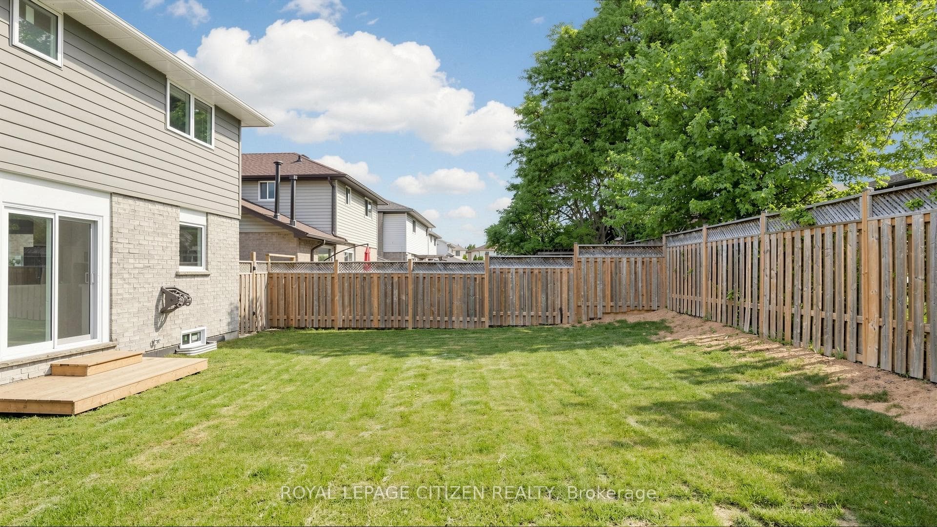 27 Emperor Avenue photo 47