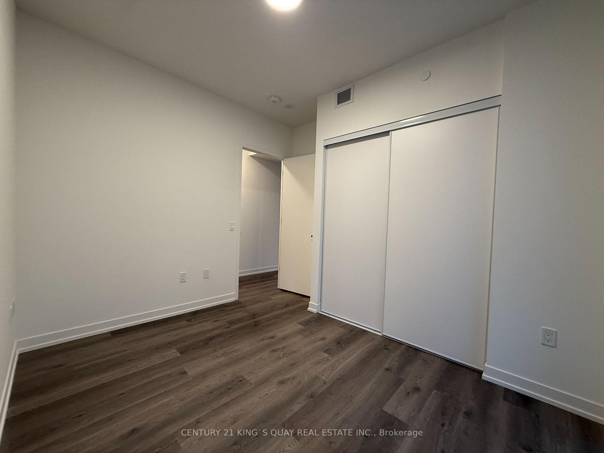 8 Interchange Way Unit 3312 photo 14