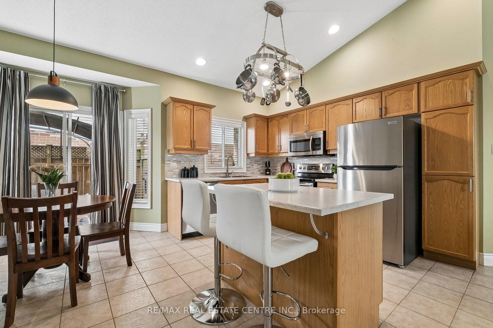 704 Russel Court photo 11