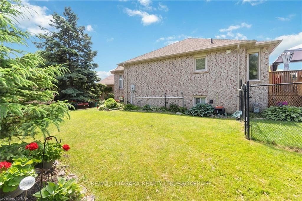 122 MADISON Court photo 7