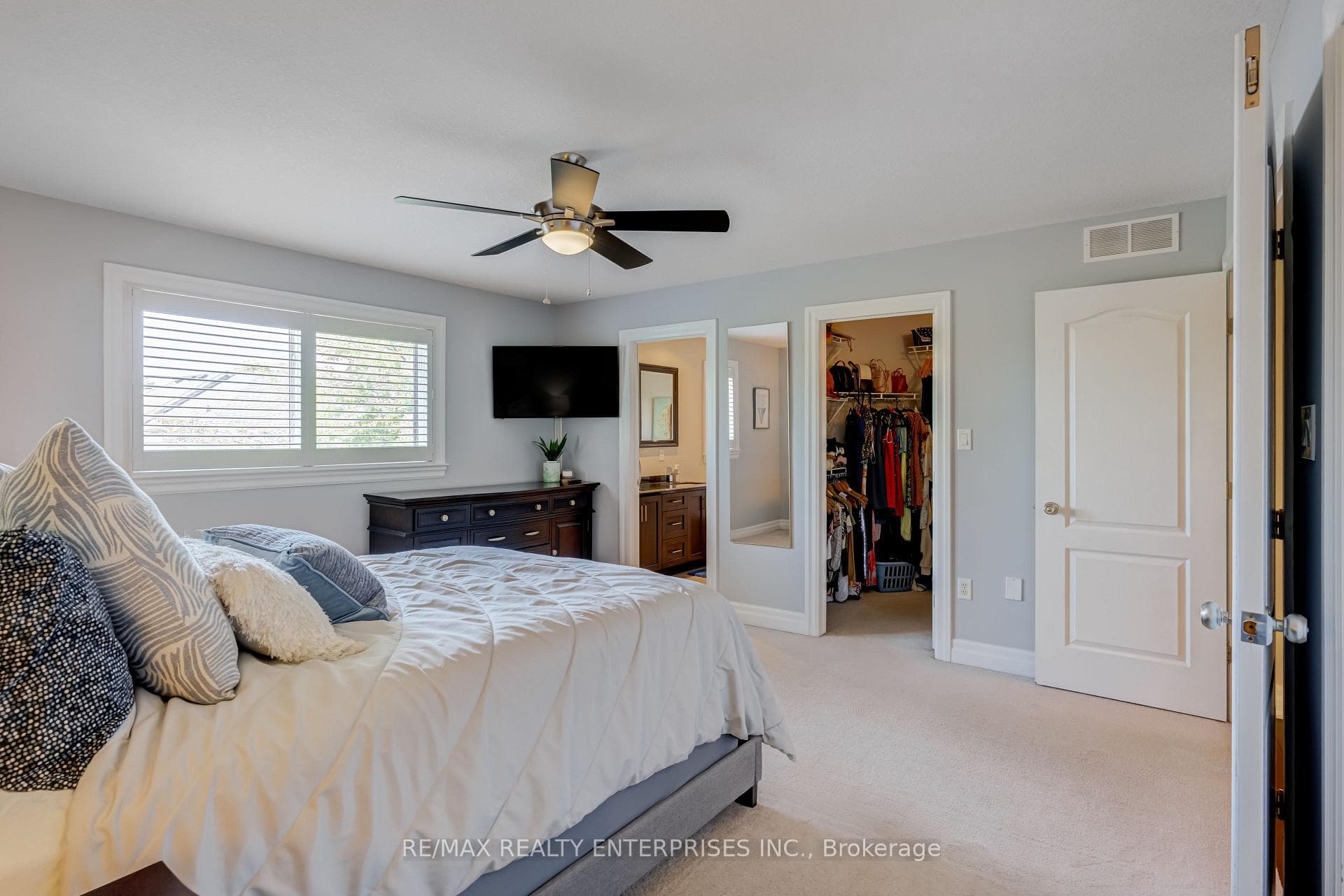 444 Dicenzo Drive photo 24