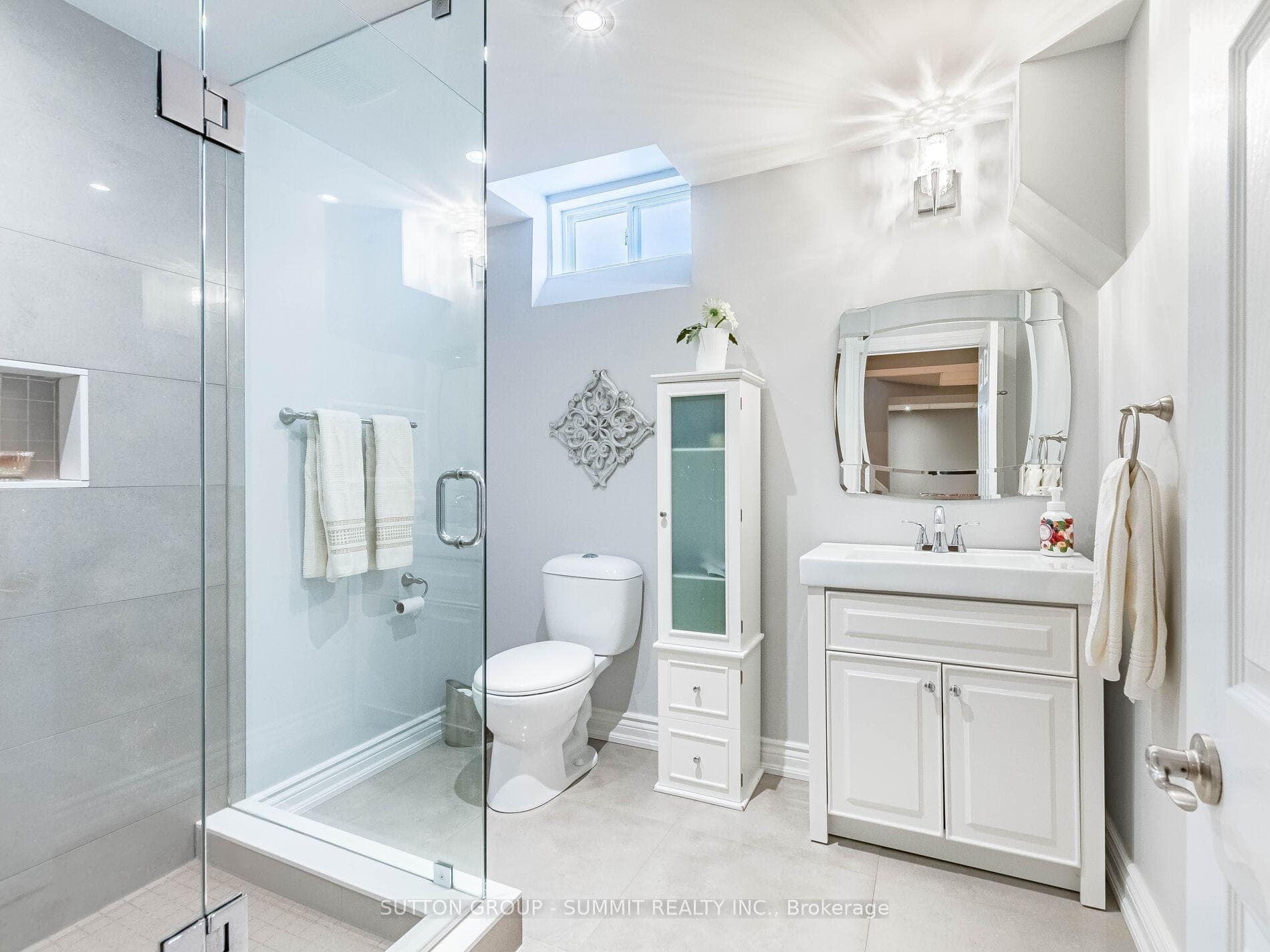 5437 MIDDLEPORT Crescent photo 37