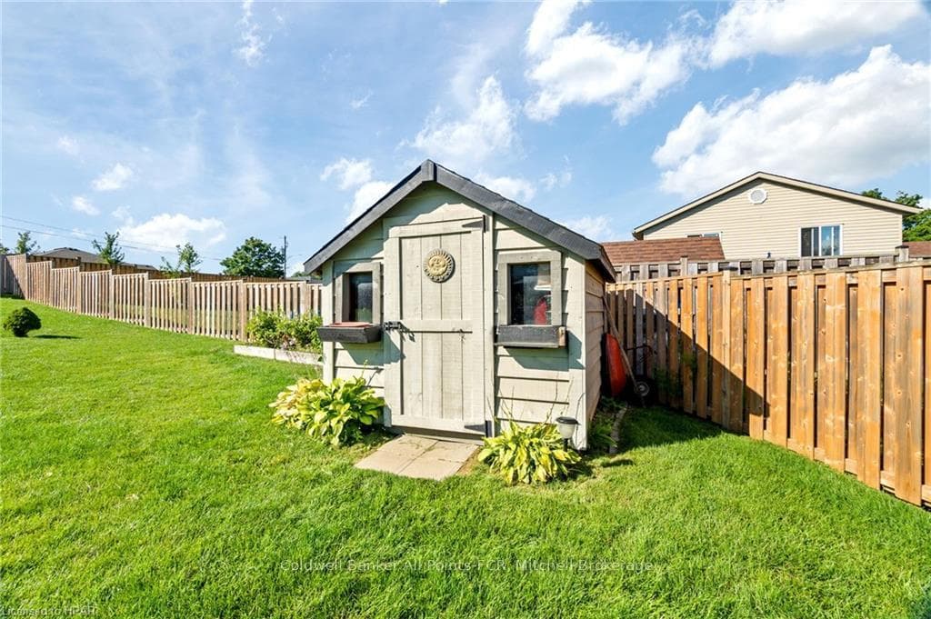 19 PICKETT Court photo 46