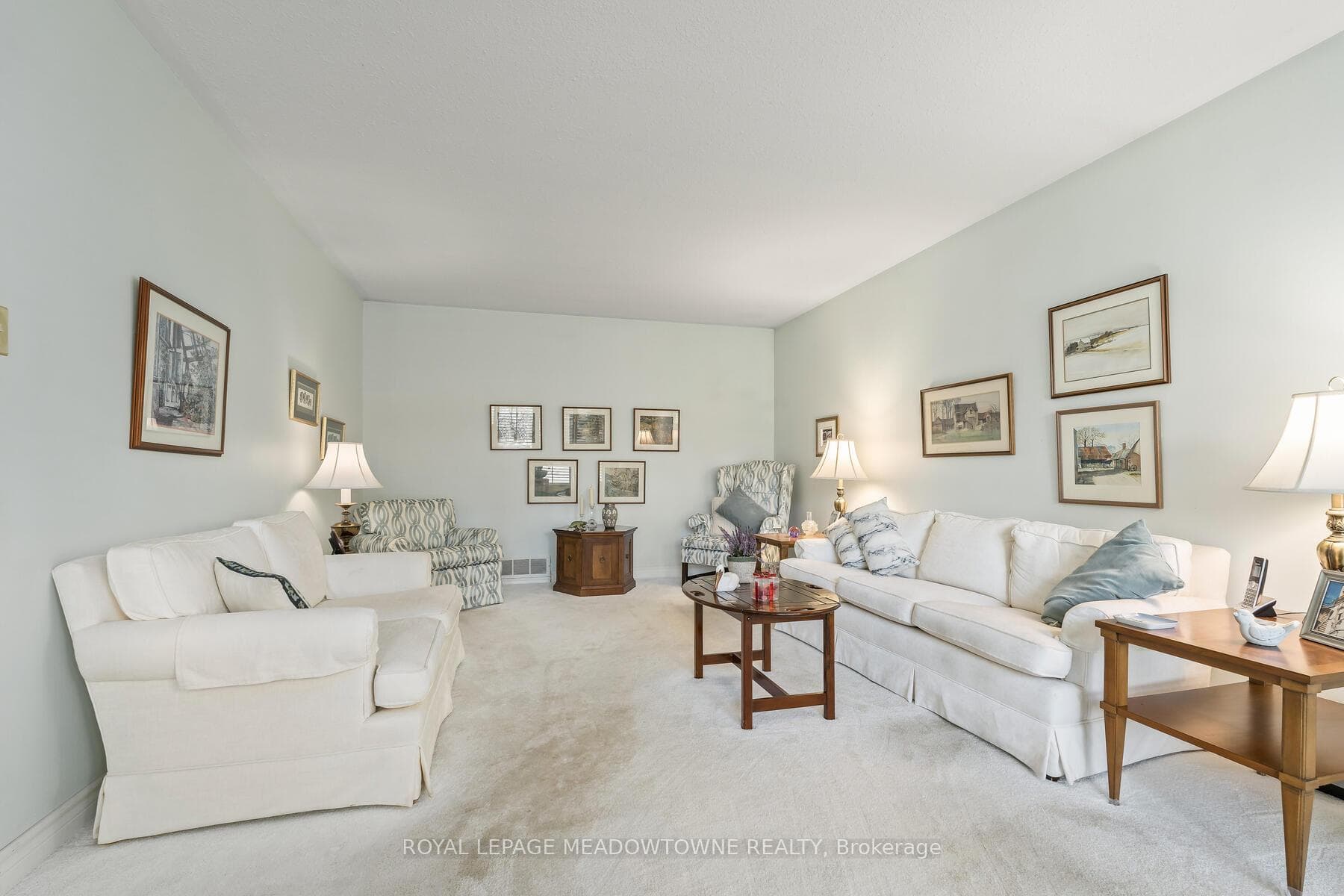 36 Regan Crescent photo 8