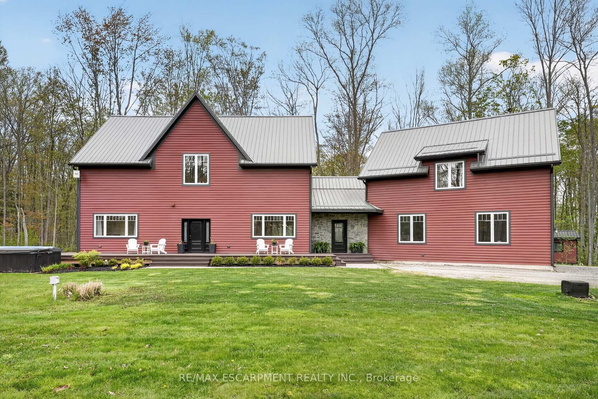 815 Tice Road photo 4