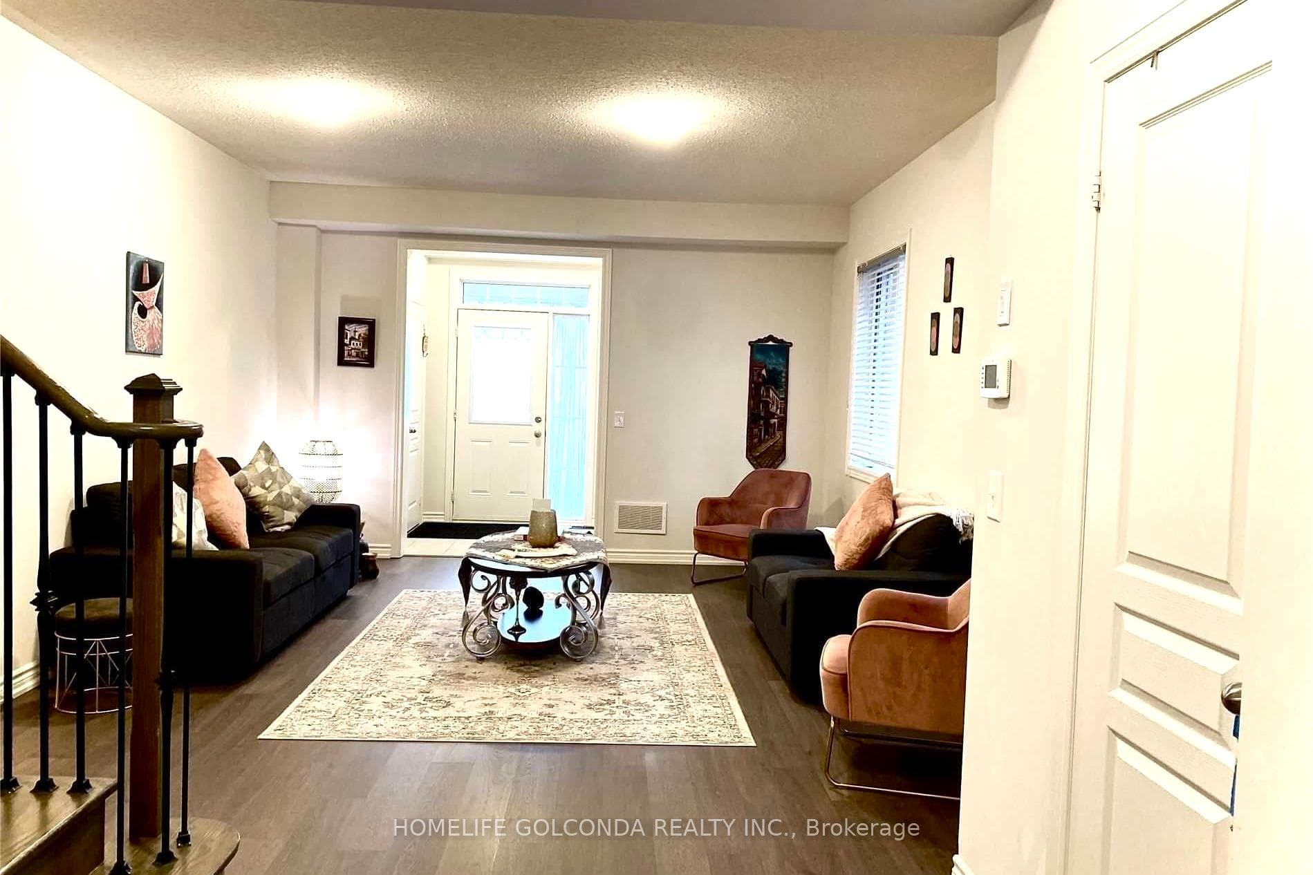 1450 Chretien Street photo 2