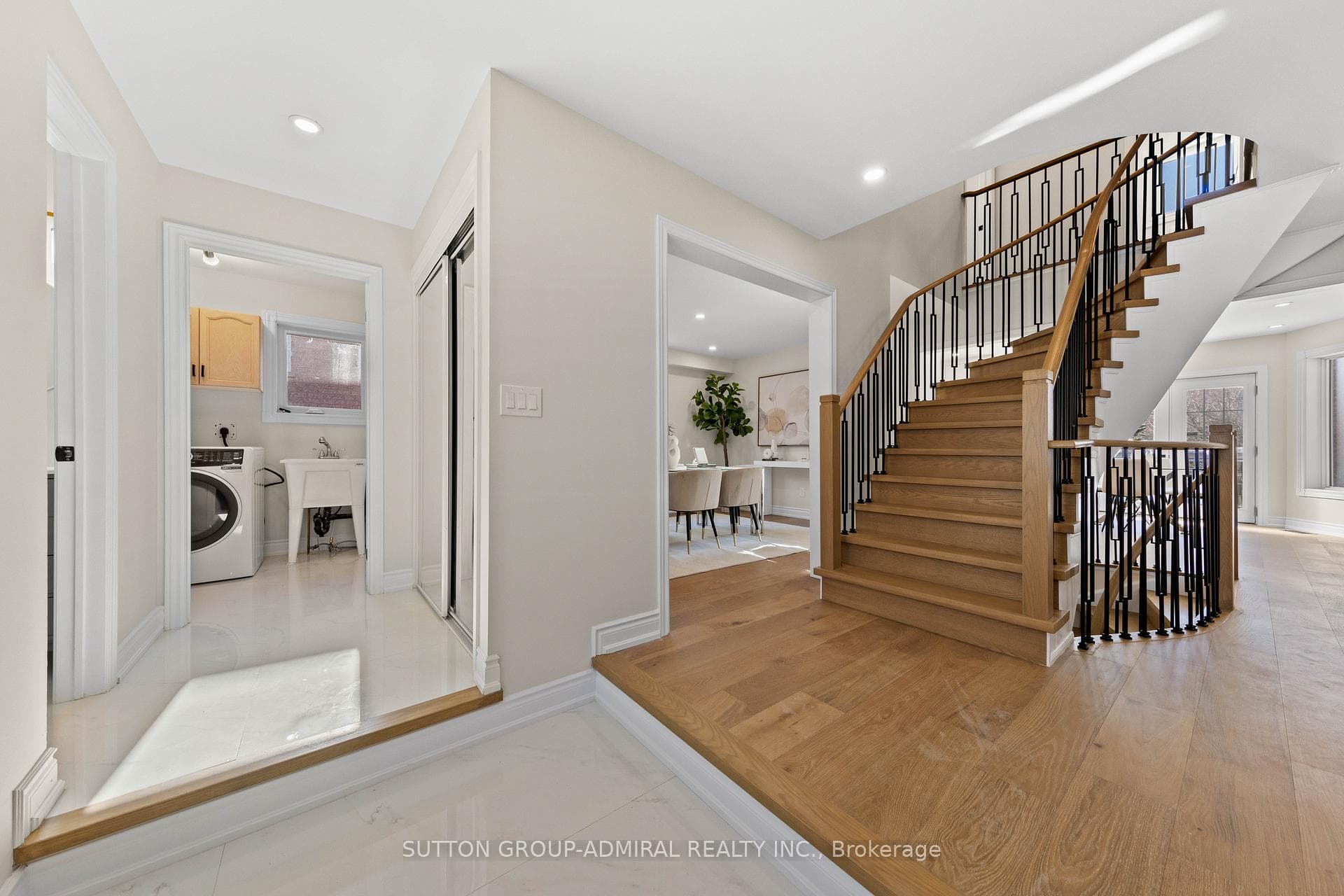 166 Bowerman Boulevard photo 8