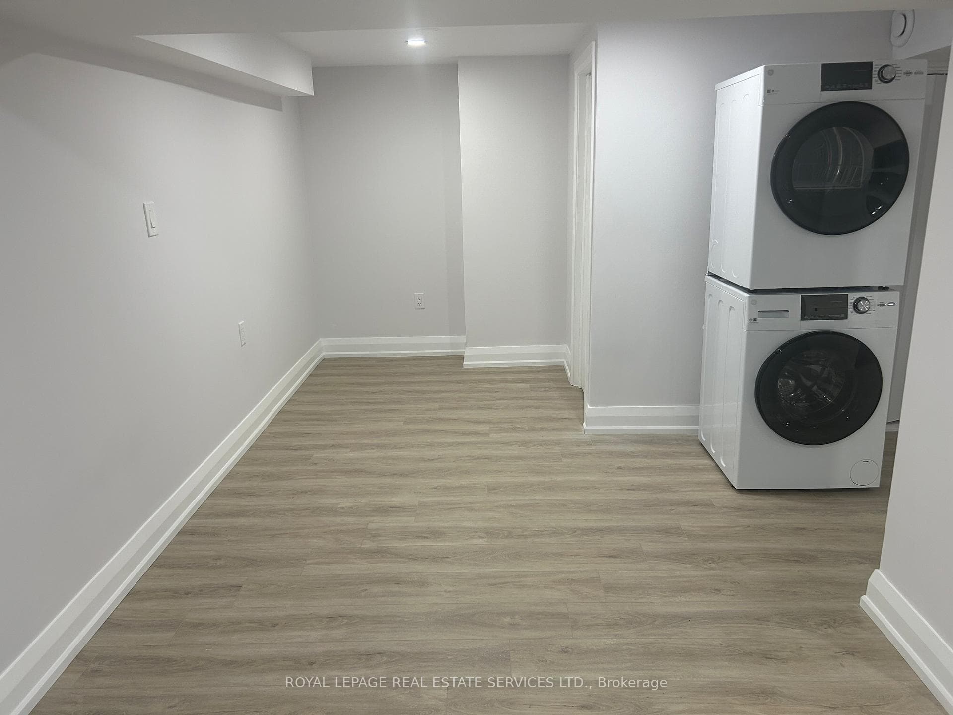 273 Glenholme Avenue Unit L photo 6