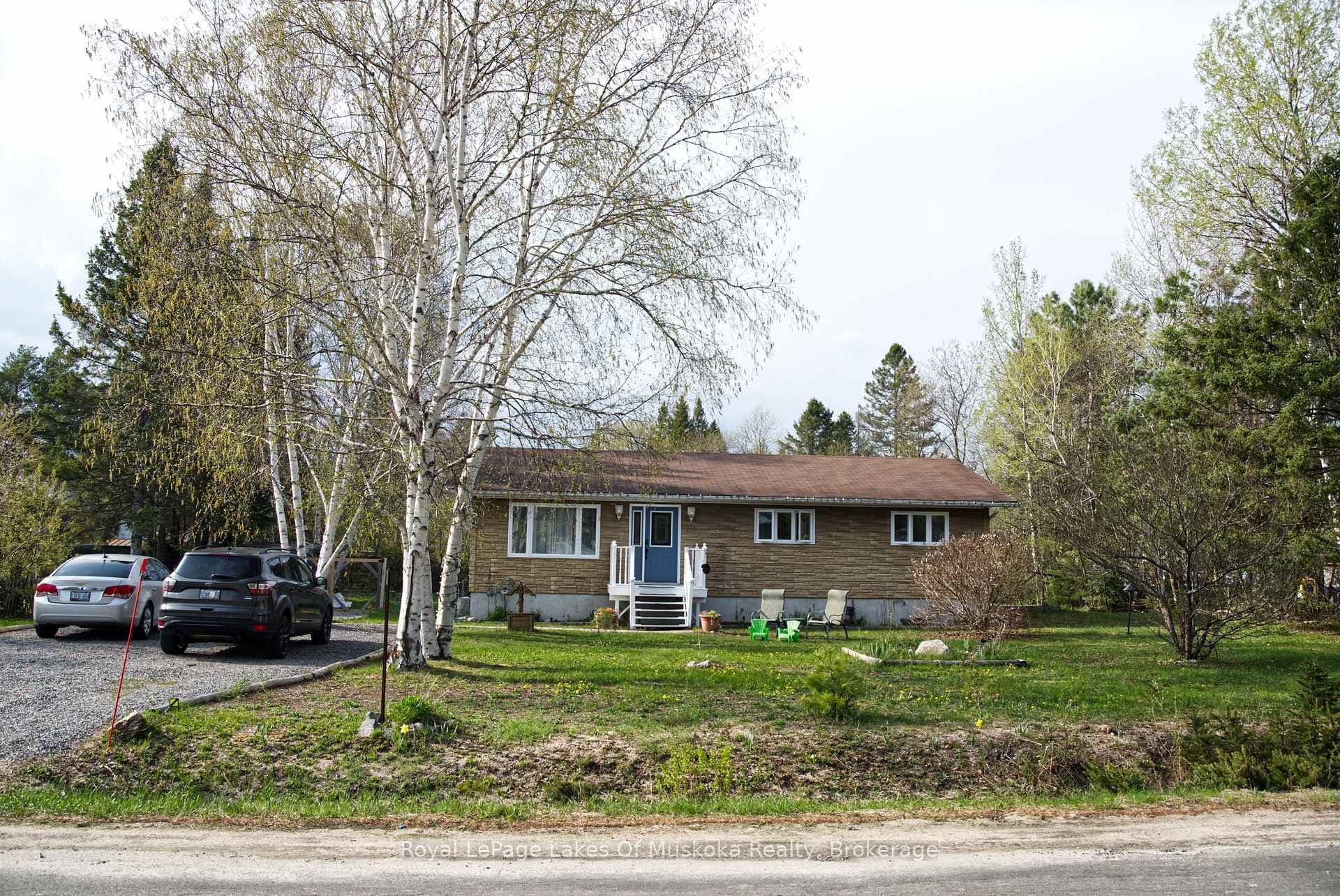 52 Sunshine Street photo 4