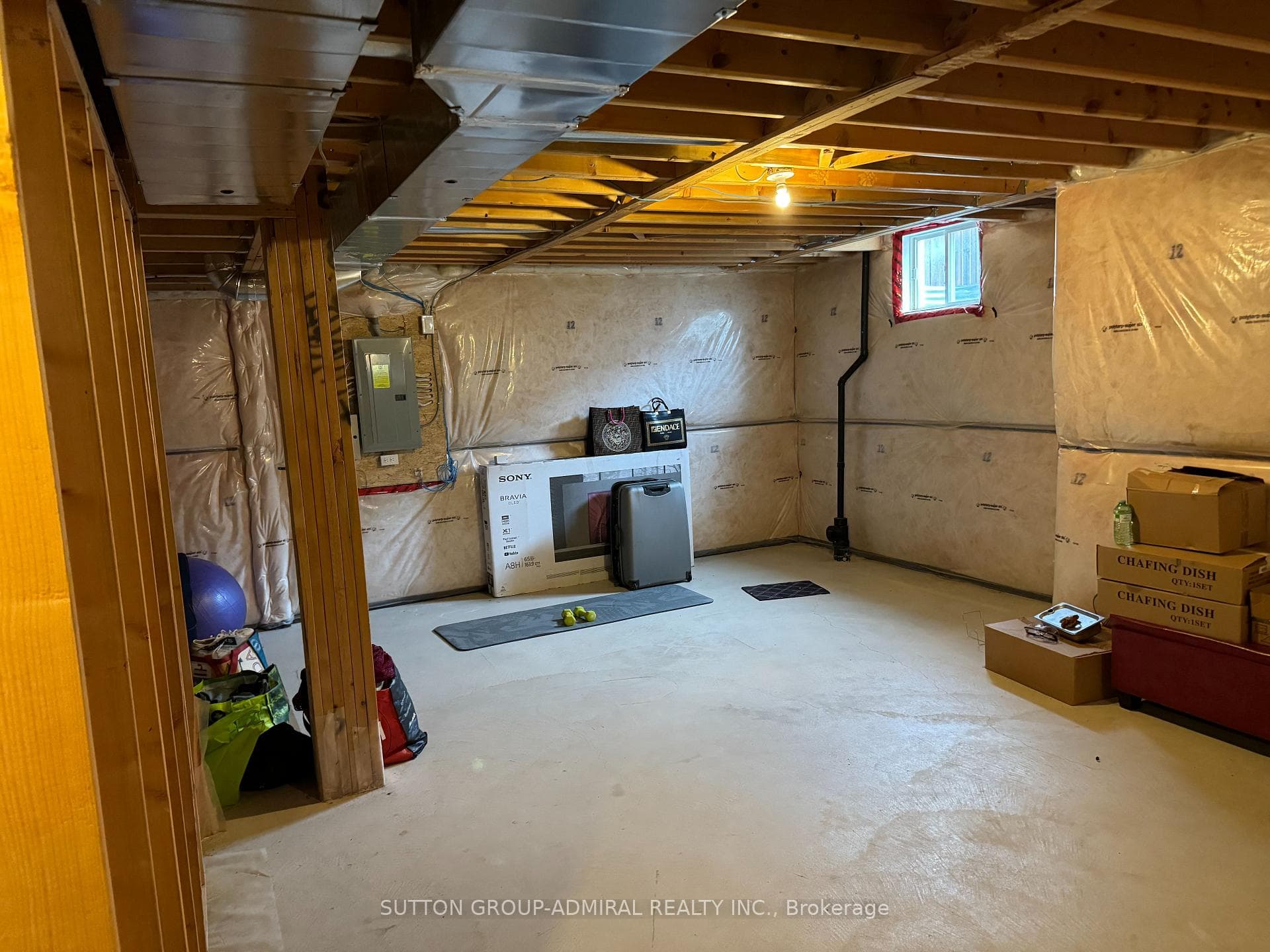 129 Whitwell Way photo 27