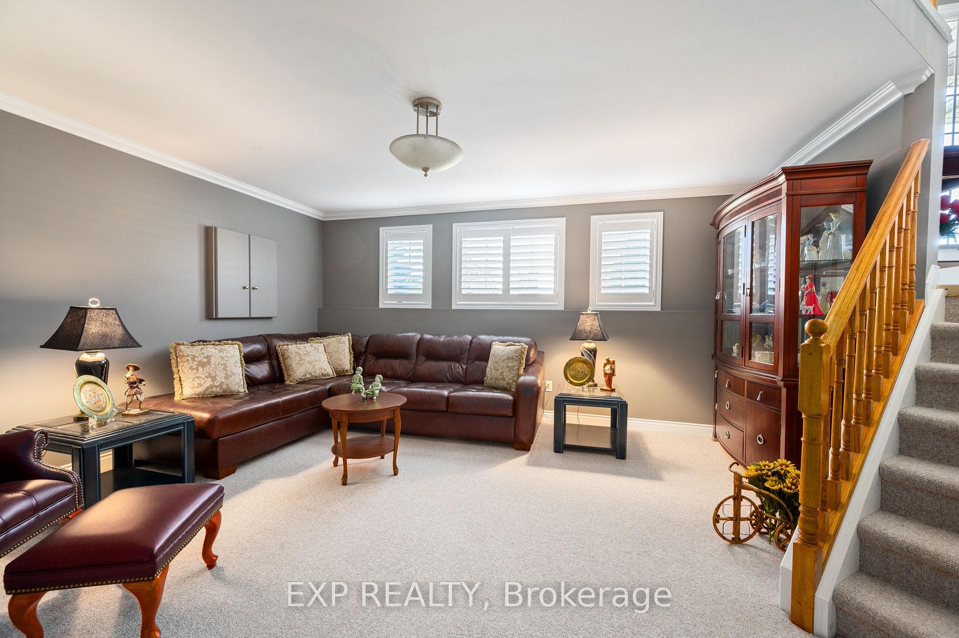 6497 Longwoods Road photo 16