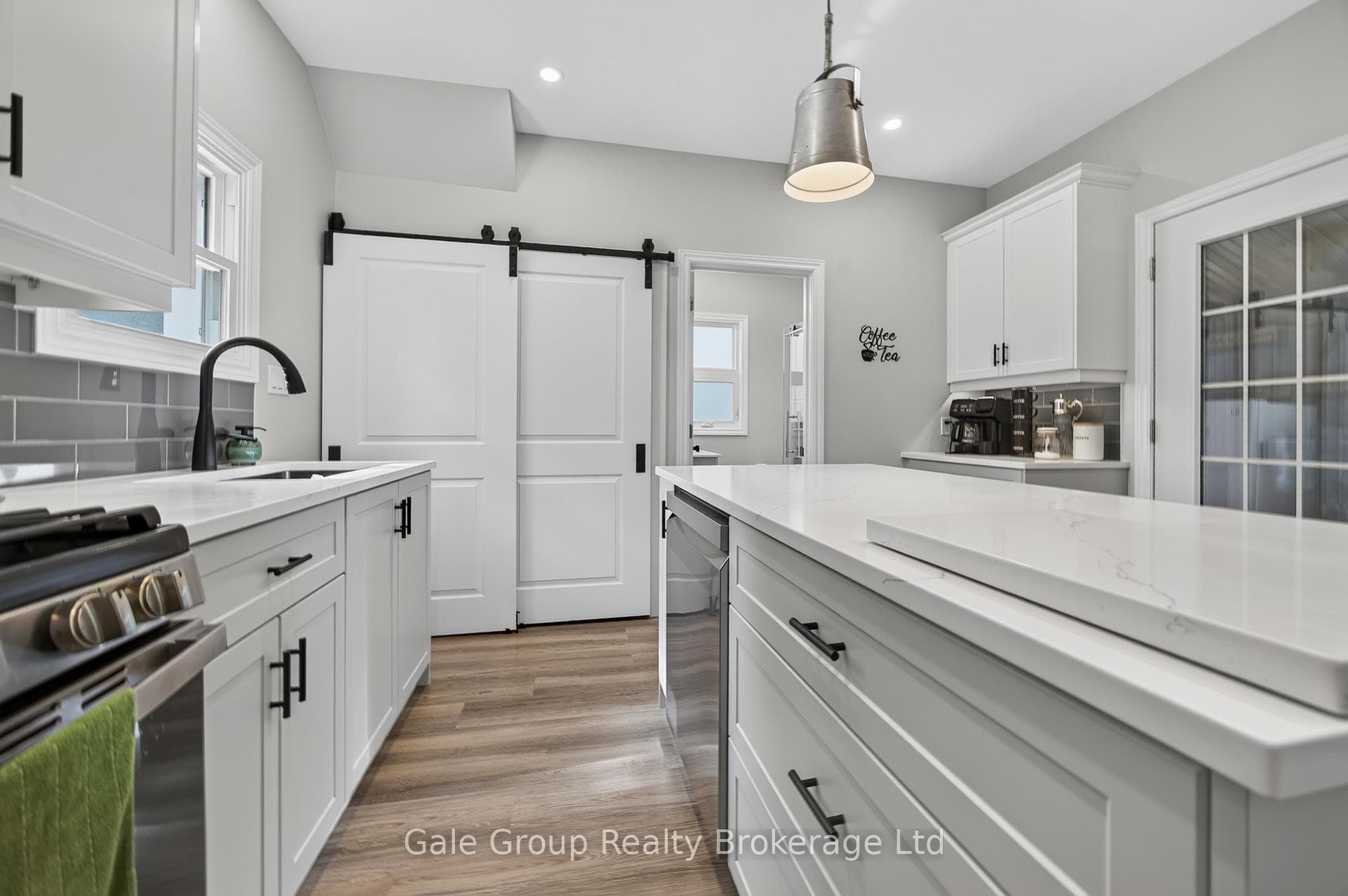 503 Princess Street photo 8
