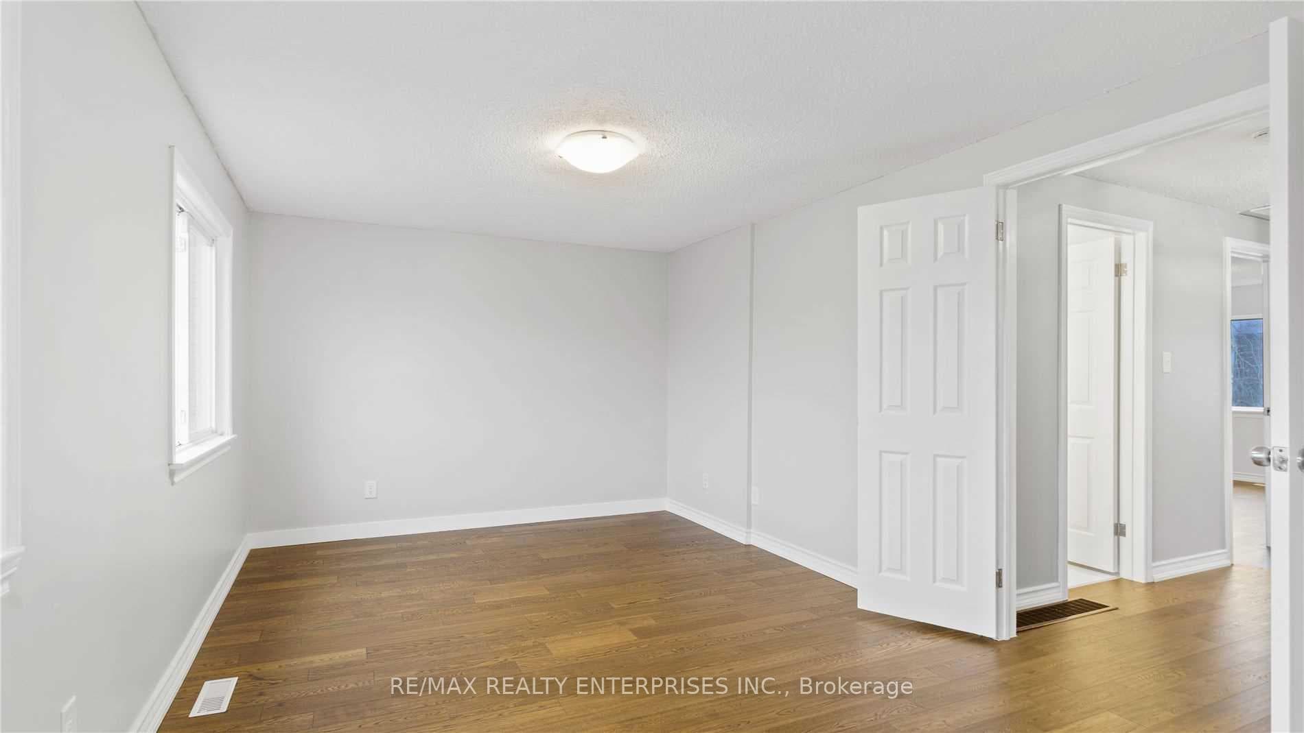 1117 Venus Crescent photo 7