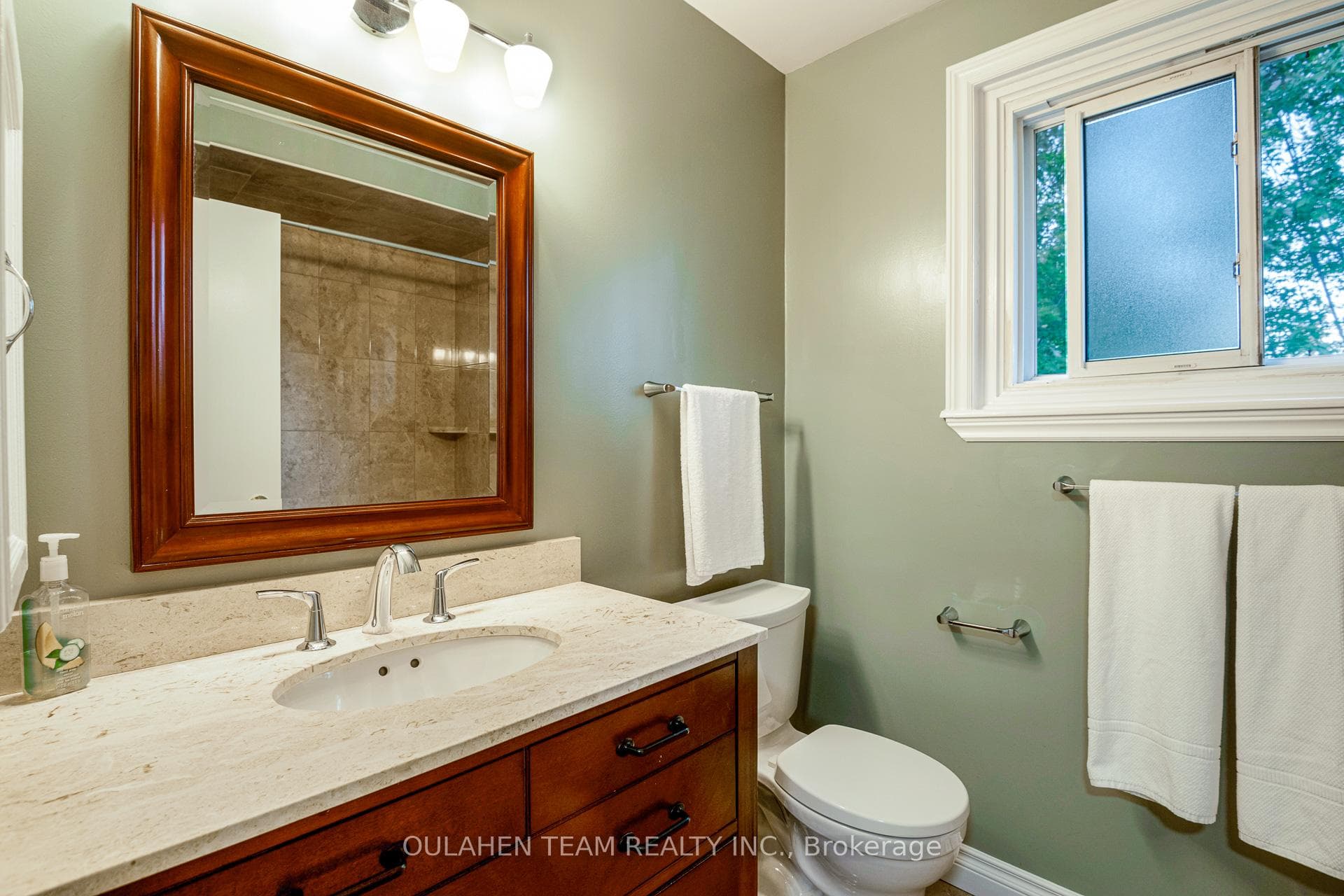 1769 Maple Ridge Drive photo 17