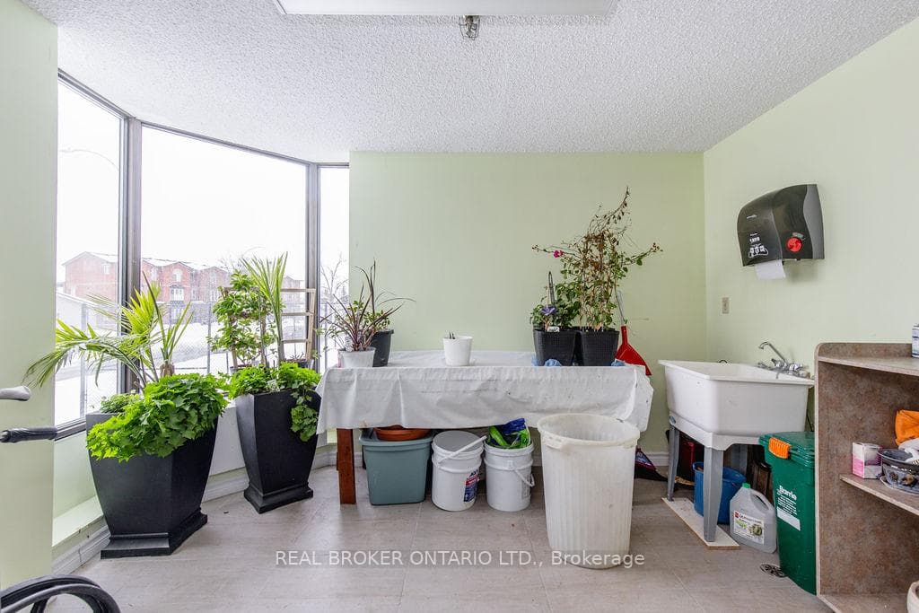 Potting Room for Gardening Enthusiasts