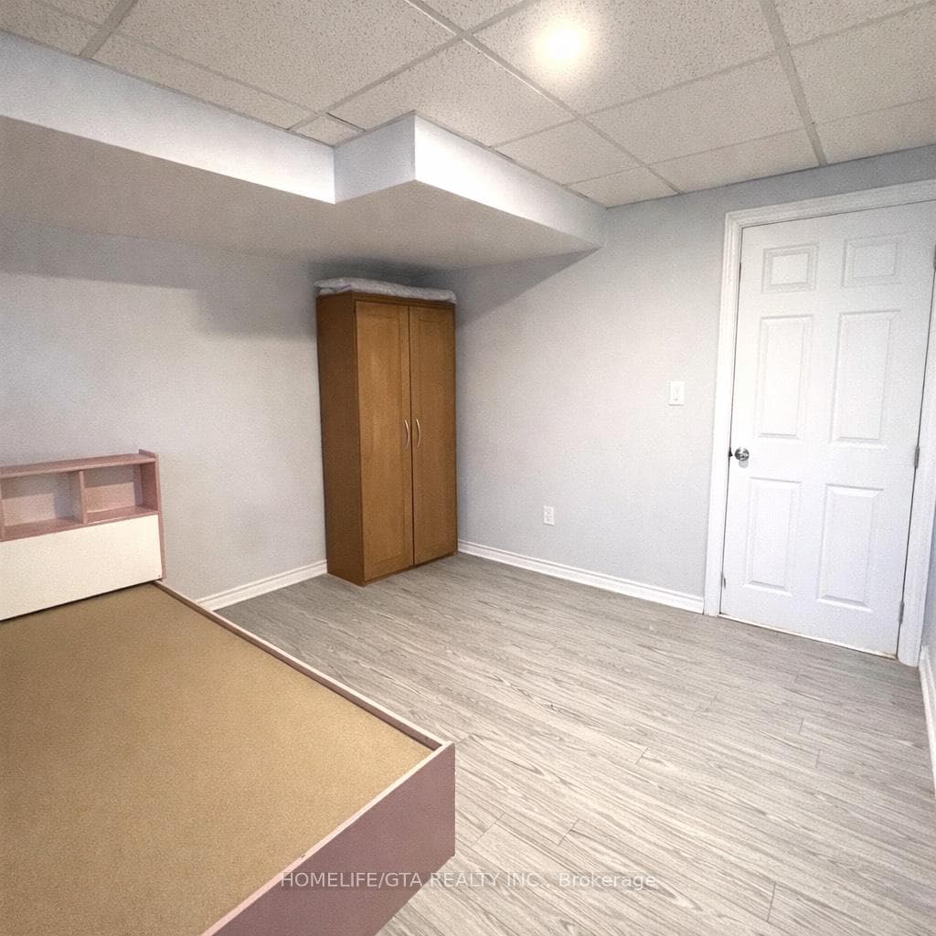 97 Garrardview Street photo 6