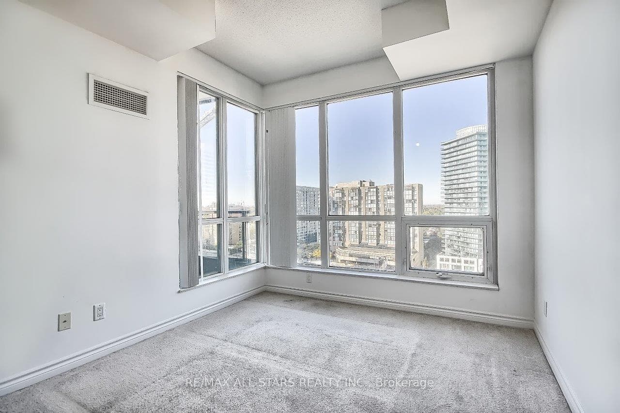 18 Holmes Avenue Unit 1207 photo 14