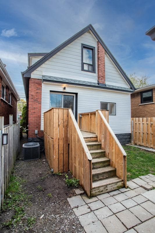 513 Queensdale Avenue photo 24