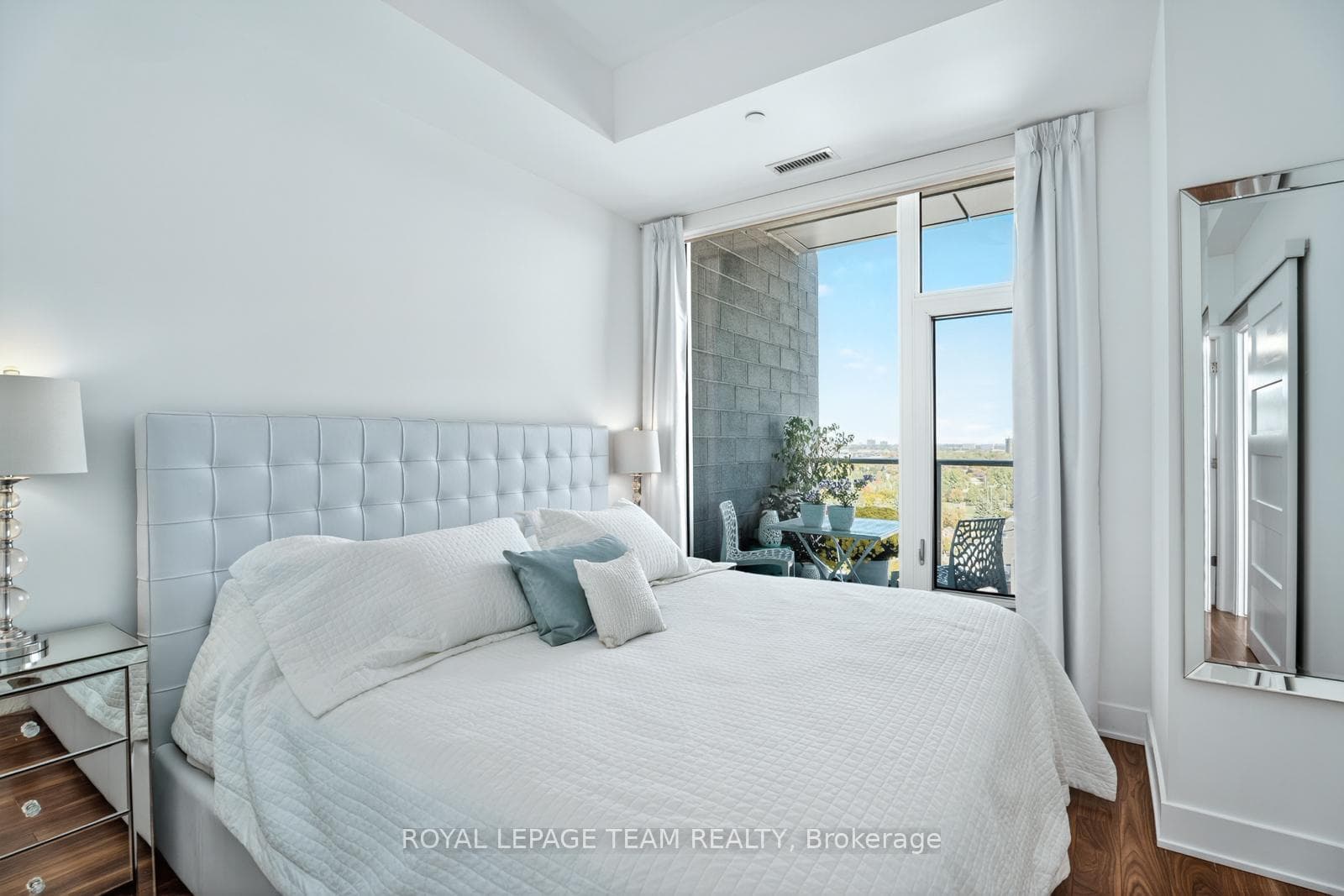 118 Holmwood Avenue Unit PH3 photo 28